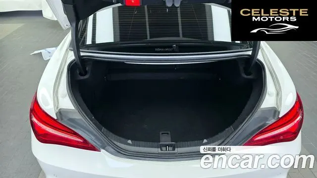 MERCEDES AMG CLA-Classe C117 CLA45 AMG 4MATIC 2017 — photo 20 sur 20