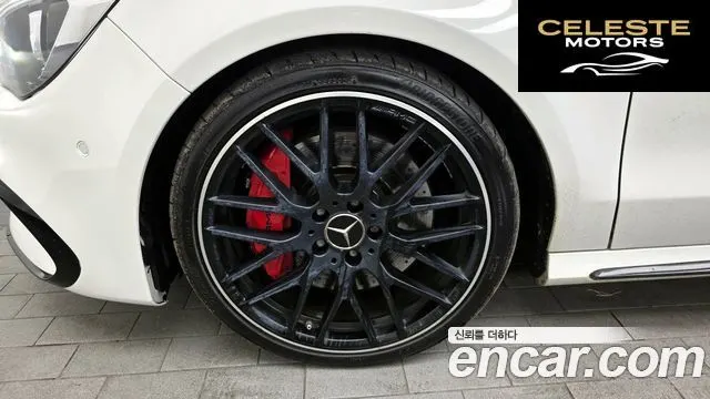 MERCEDES AMG CLA-Classe C117 CLA45 AMG 4MATIC 2017 — photo 5 sur 20