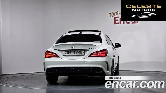 MERCEDES AMG CLA-Classe C117 CLA45 AMG 4MATIC 2017 — photo 4 sur 20