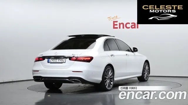 MERCEDES AMG E-Classe W213 E350 4MATIC AMG Line 2022 — photo 2 sur 20
