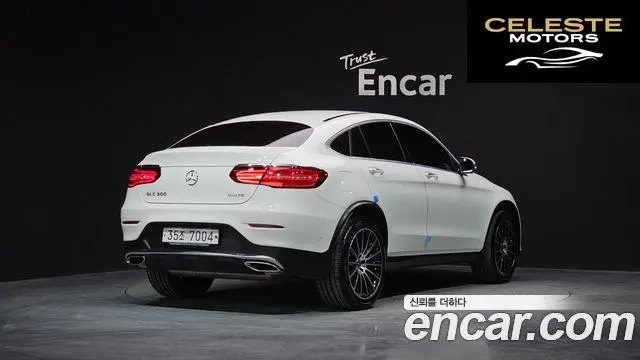 MERCEDES AMG GLC-Classe X253 GLC300 4MATIC AMG Line Coupé 2019 — photo 2 sur 26