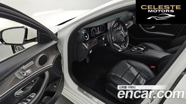 MERCEDES AMG E-Classe W213 E300 4MATIC AMG Line 2017 — photo 11 sur 26