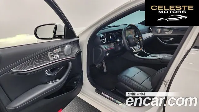 MERCEDES AMG E-Classe W213 E350 4MATIC AMG Line 2021 — photo 10 sur 26