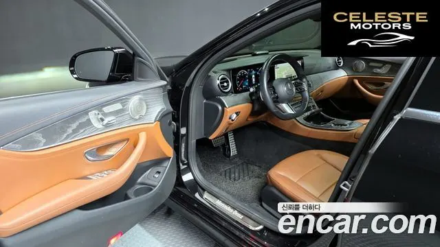 MERCEDES AMG E-Classe W213 E350 4MATIC AMG Line 2021 — photo 10 sur 20