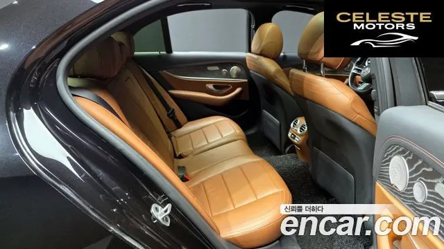 MERCEDES AMG E-Classe W213 E350 4MATIC AMG Line 2021 — photo 12 sur 20