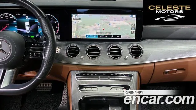 MERCEDES AMG E-Classe W213 E350 4MATIC AMG Line 2021 — photo 14 sur 20