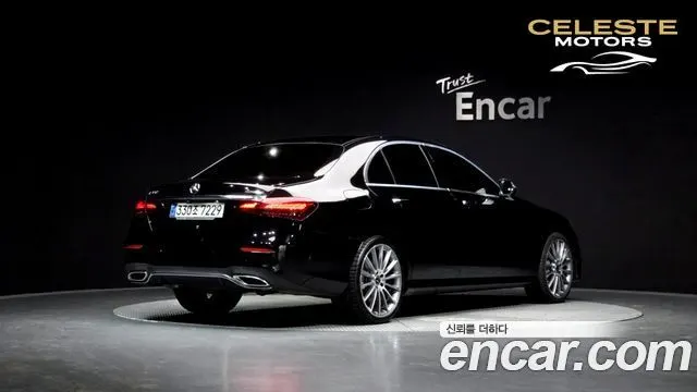 MERCEDES AMG E-Classe W213 E350 4MATIC AMG Line 2021 — photo 2 sur 20