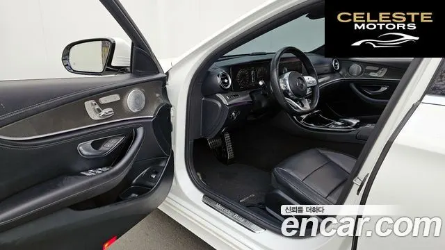 MERCEDES AMG E-Classe W213 E350 4MATIC AMG Line 2019 — photo 11 sur 20
