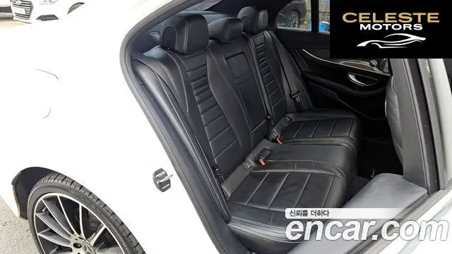 MERCEDES AMG E-Classe W213 E350 4MATIC AMG Line 2019 — photo 12 sur 20