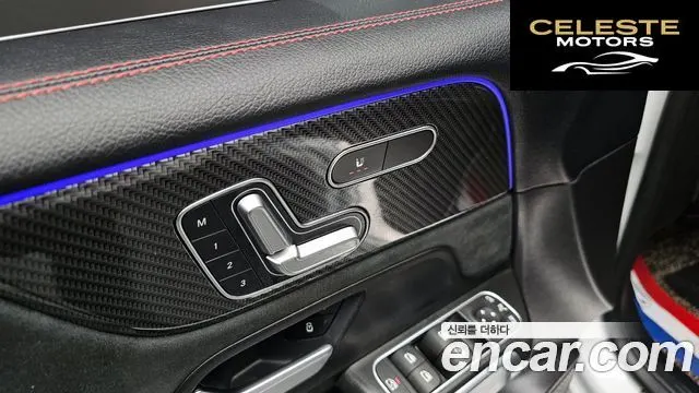 MERCEDES AMG GLB-Classe X247 AMG GLB35 4MATIC 2021 — photo 17 sur 20