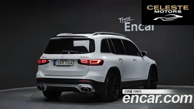 MERCEDES AMG GLB-Classe X247 AMG GLB35 4MATIC 2021 — photo 2 sur 20