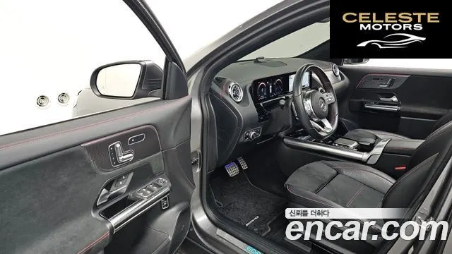 MERCEDES AMG EQA H243 EQA250 AMG Package 2022 — photo 9 sur 20