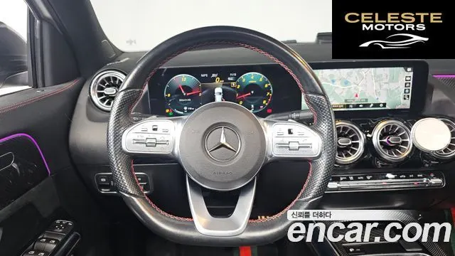 MERCEDES AMG GLA-Classe H247 GLA45 AMG 4MATIC+ 2021 — photo 13 sur 20