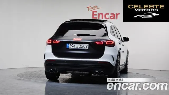 MERCEDES AMG GLA-Classe H247 GLA45 AMG 4MATIC+ 2021 — photo 4 sur 20