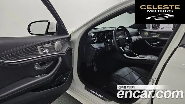 MERCEDES AMG E-Classe W213 E350 4MATIC AMG Line 2022 — photo 10 sur 20