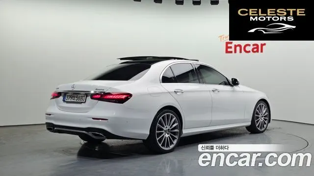 MERCEDES AMG E-Classe W213 E350 4MATIC AMG Line 2022 — photo 2 sur 20