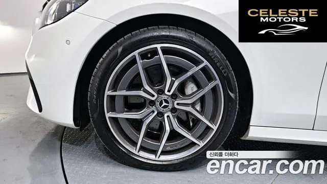 MERCEDES AMG E-Classe W213 E220d 4MATIC AMG Line 2022 — photo 5 sur 26