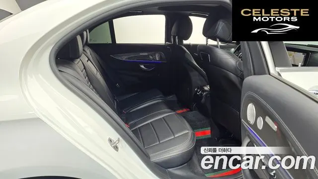 MERCEDES AMG E-Classe W213 E350 4MATIC AMG Line 2019 — photo 12 sur 20