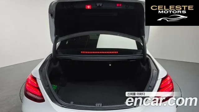 MERCEDES AMG E-Classe W213 E350 4MATIC AMG Line 2019 — photo 20 sur 20