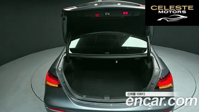 MERCEDES AMG E-Classe W213 E220d 4MATIC AMG Line 2021 — photo 20 sur 20