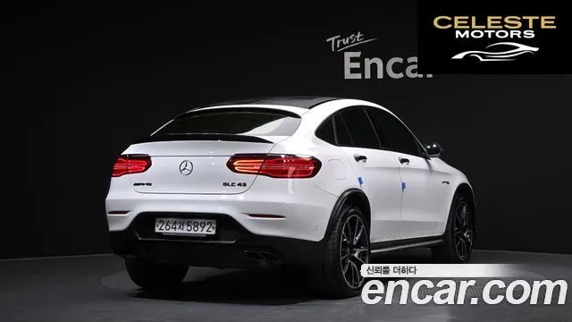 MERCEDES AMG GLC-Classe X253 AMG GLC43 4MATIC Coupé 2019 — photo 2 sur 25