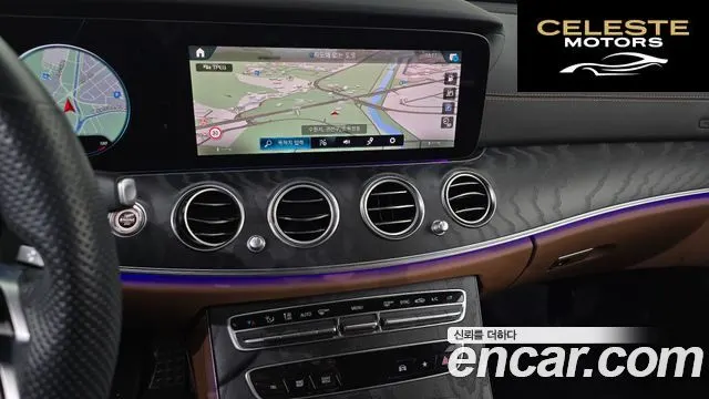 MERCEDES AMG E-Classe W213 E220d 4MATIC AMG Line 2021 — photo 14 sur 20