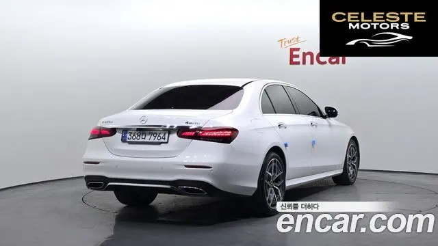 MERCEDES AMG E-Classe W213 E220d 4MATIC AMG Line 2021 — photo 2 sur 20