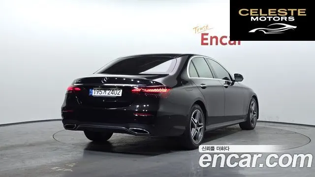 MERCEDES AMG E-Classe W213 E250 AMG Line 2023 — photo 2 sur 20