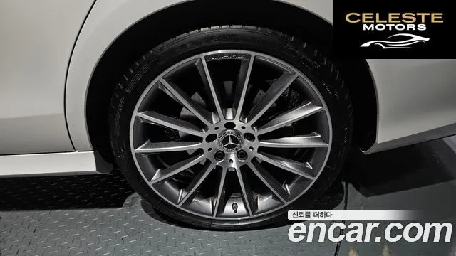 MERCEDES AMG E-Classe W213 E350 4MATIC AMG Line 2021 — photo 5 sur 20