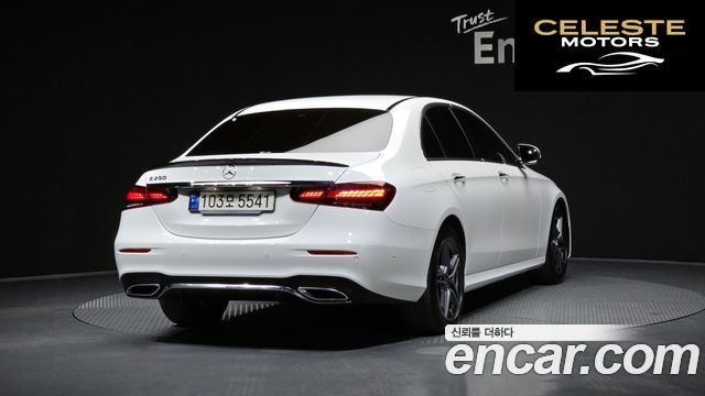 MERCEDES AMG E-Classe W213 E250 AMG Line 2023 — photo 2 sur 20