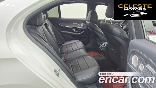 MERCEDES AMG E-Classe W213 E350 4MATIC AMG Line 2021 — photo 12 sur 20
