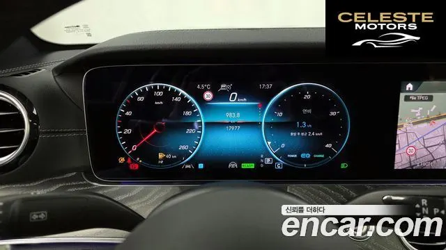 MERCEDES AMG E-Classe W213 E350 4MATIC AMG Line 2021 — photo 8 sur 20