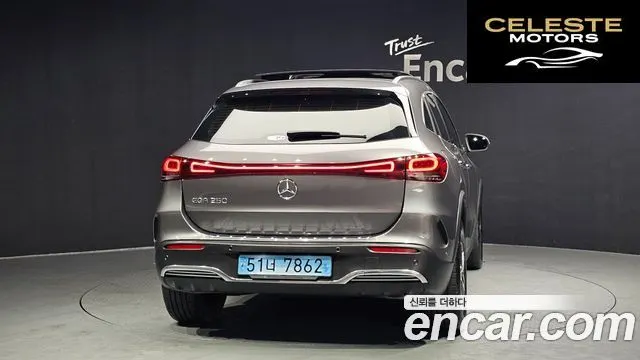 MERCEDES AMG EQA H243 EQA250 AMG Line 2023 — photo 4 sur 26