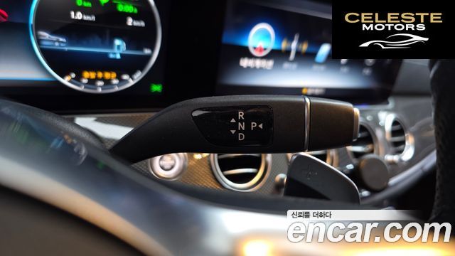 MERCEDES AMG E-Classe W213 E350 4MATIC AMG Line 2019 — photo 9 sur 20