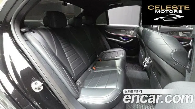 MERCEDES AMG E-Classe W213 E350 4MATIC AMG Line 2021 — photo 12 sur 20