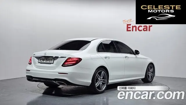 MERCEDES AMG E-Classe W213 E300 AMG Line 2019 — photo 2 sur 20