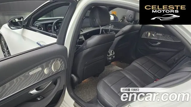 MERCEDES AMG E-Classe W213 E350 4MATIC AMG Line 2023 — photo 11 sur 20
