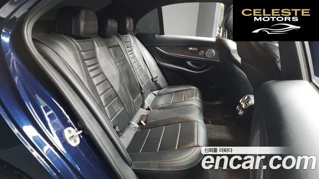 MERCEDES AMG E-Classe W213 E350 4MATIC AMG Line Edition 2021 — photo 12 sur 20