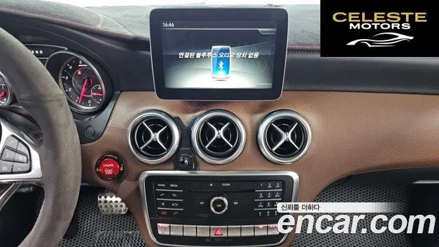 MERCEDES AMG A-Classe W176 A45 AMG 4MATIC 2018 — photo 14 sur 20