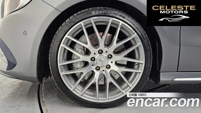 MERCEDES AMG A-Classe W176 A45 AMG 4MATIC 2018 — photo 5 sur 20