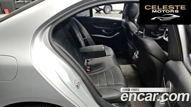 MERCEDES AMG C-Classe W205 C200 AMG Line 2017 — photo 11 sur 20