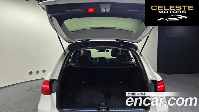 MERCEDES AMG GLC-Classe X253 GLC300 4MATIC AMG Line 2019 — photo 20 sur 20