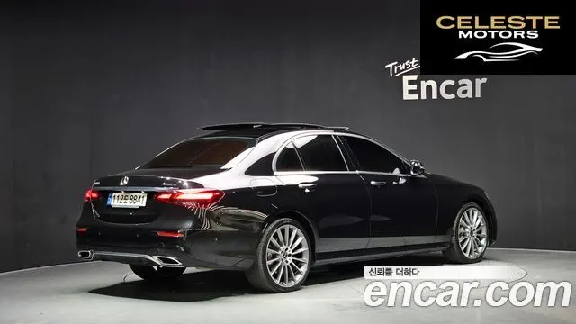 MERCEDES AMG E-Classe W213 E350 4MATIC AMG Line 2022 — photo 2 sur 20
