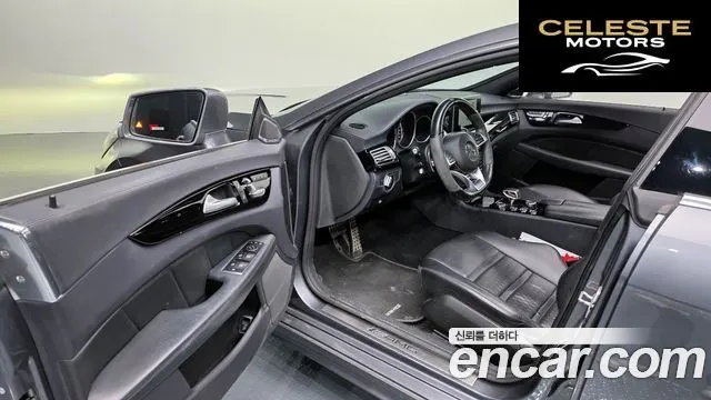 MERCEDES AMG CLS-Classe W218 CLS63 AMG 4MATIC 2017 — photo 11 sur 20