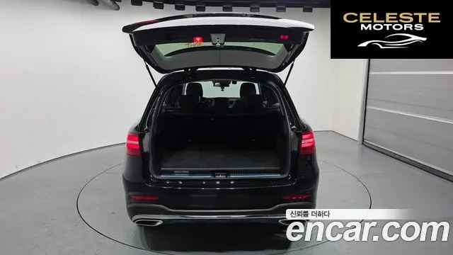 MERCEDES AMG GLC-Classe X253 GLC350e 4MATIC AMG Line 2019 — photo 20 sur 20