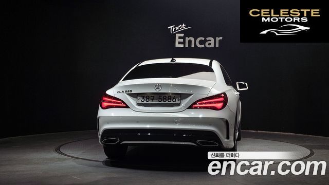 MERCEDES AMG CLA-Classe C117 CLA220 AMG Line 2018 — photo 4 sur 20