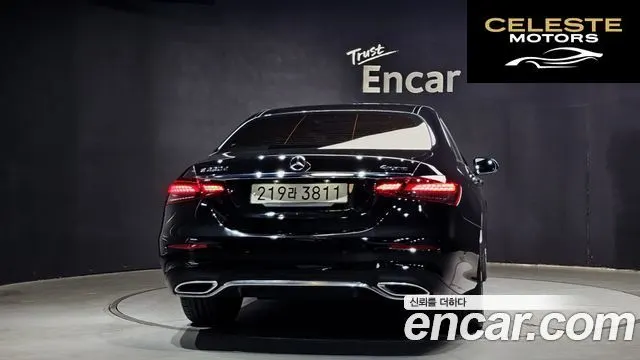 MERCEDES AMG E-Classe W213 E220d 4MATIC AMG Line 2023 — photo 4 sur 20