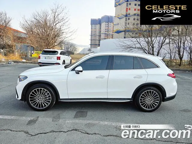 MERCEDES AMG GLC-Classe X254 GLC300 4MATIC AMG Line 2023 — photo 5 sur 26