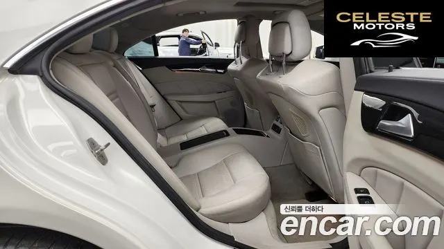 MERCEDES AMG CLS-Classe W218 CLS63 AMG 4MATIC 2015 — photo 12 sur 26