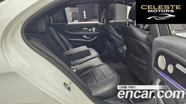 MERCEDES AMG E-Classe W213 E220d 4MATIC AMG Line 2022 — photo 12 sur 20